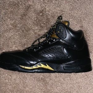 retro 5 black and gold